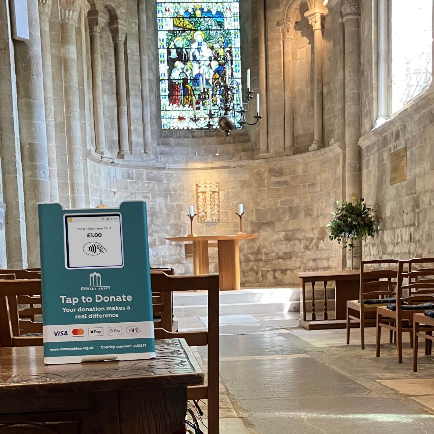 Romsey Abbey lite II